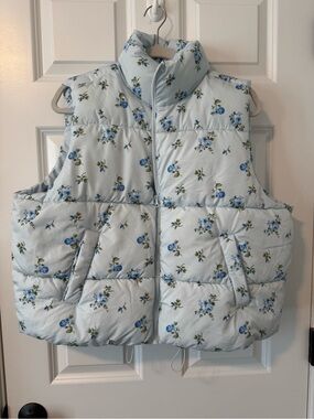 No Boundaries Blue Floral Puffer Vest